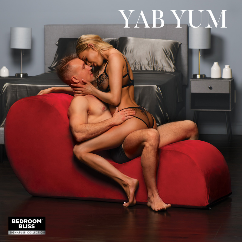 Love Couch - Image 2