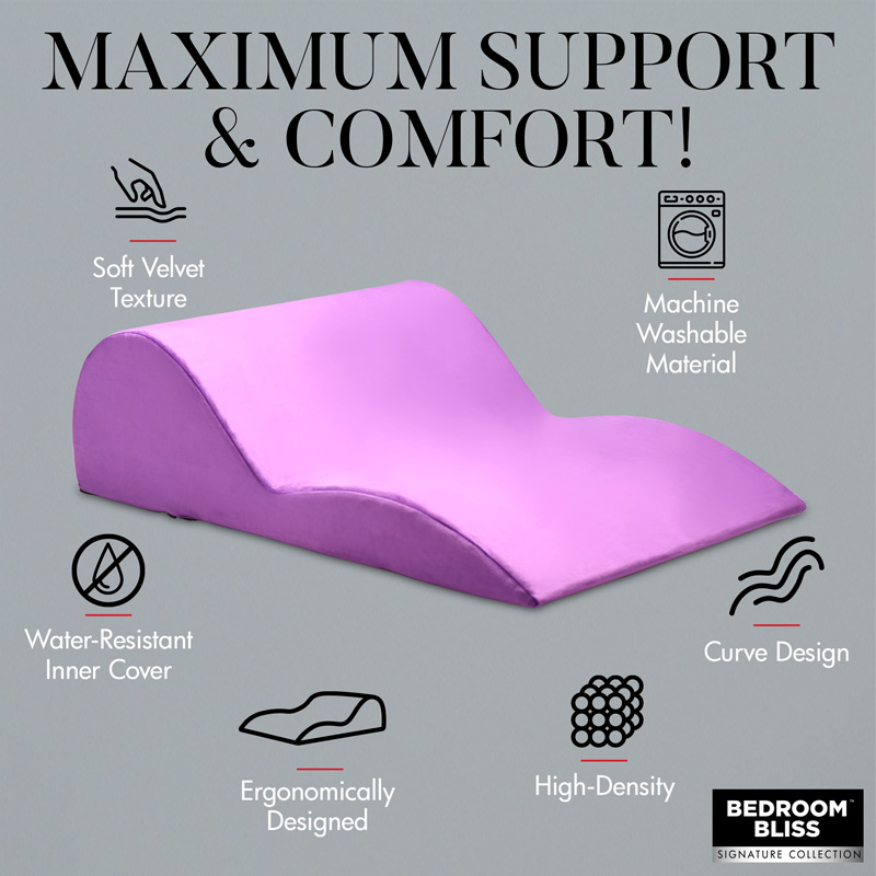 Contoured Love Cushion - Image 5